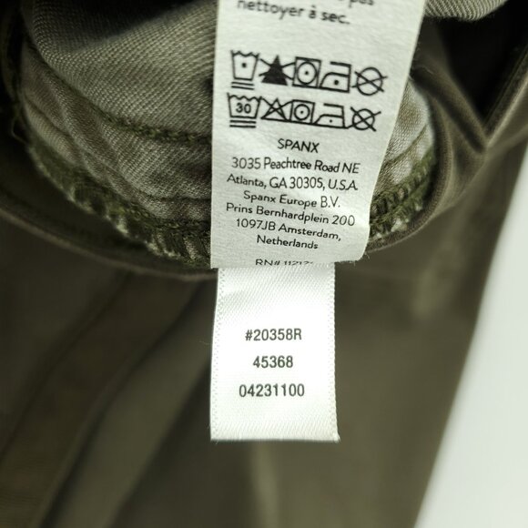 Spanx Pull On Stretch Twill Midi Shorts XL Pine Green - Picture 15 of 16